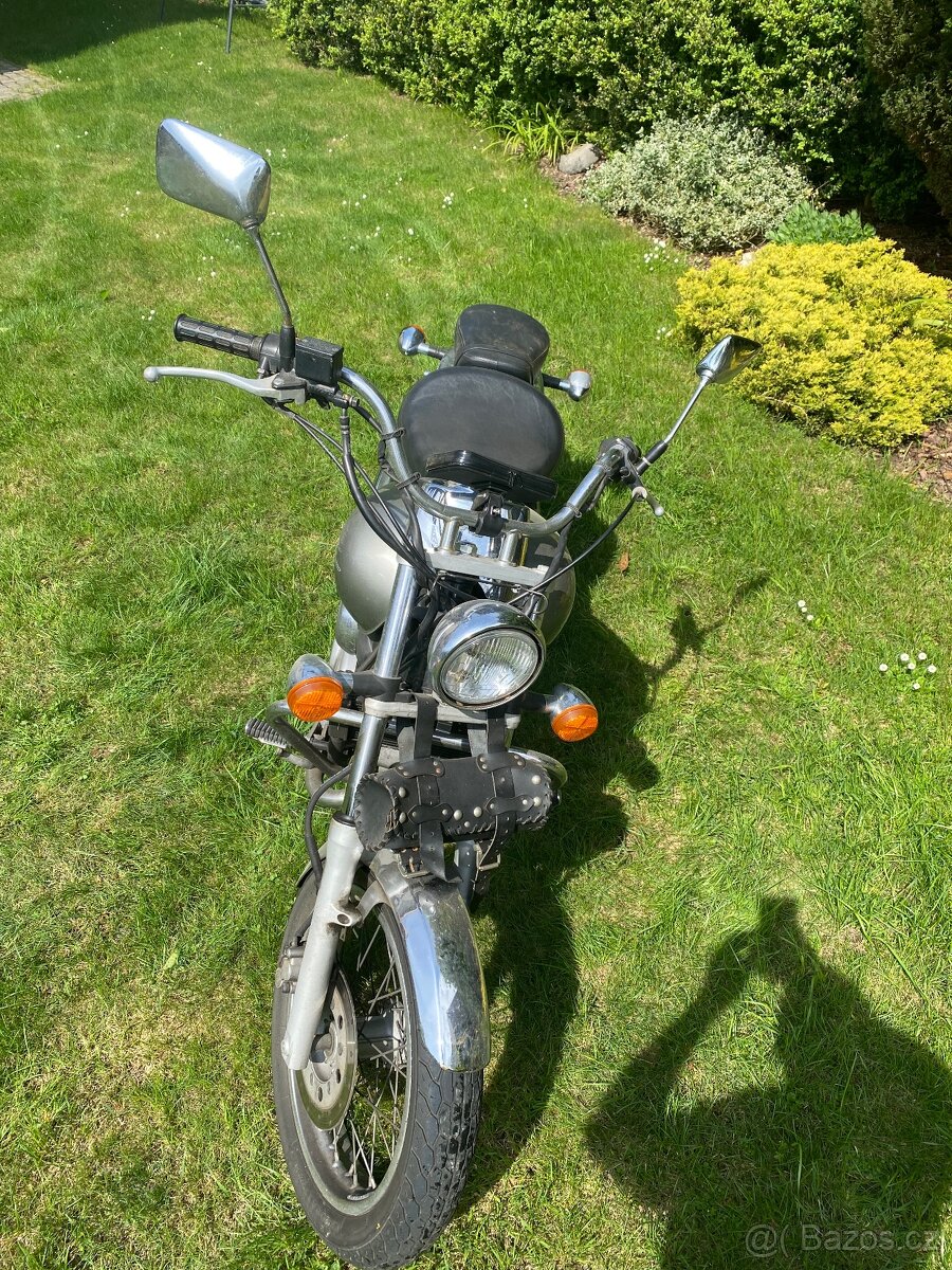 Honda Shadow 125 VT - 12