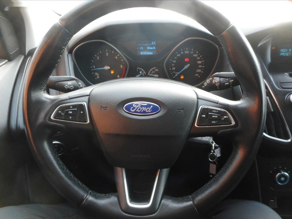 Ford Focus,1,5 TDCi - 12