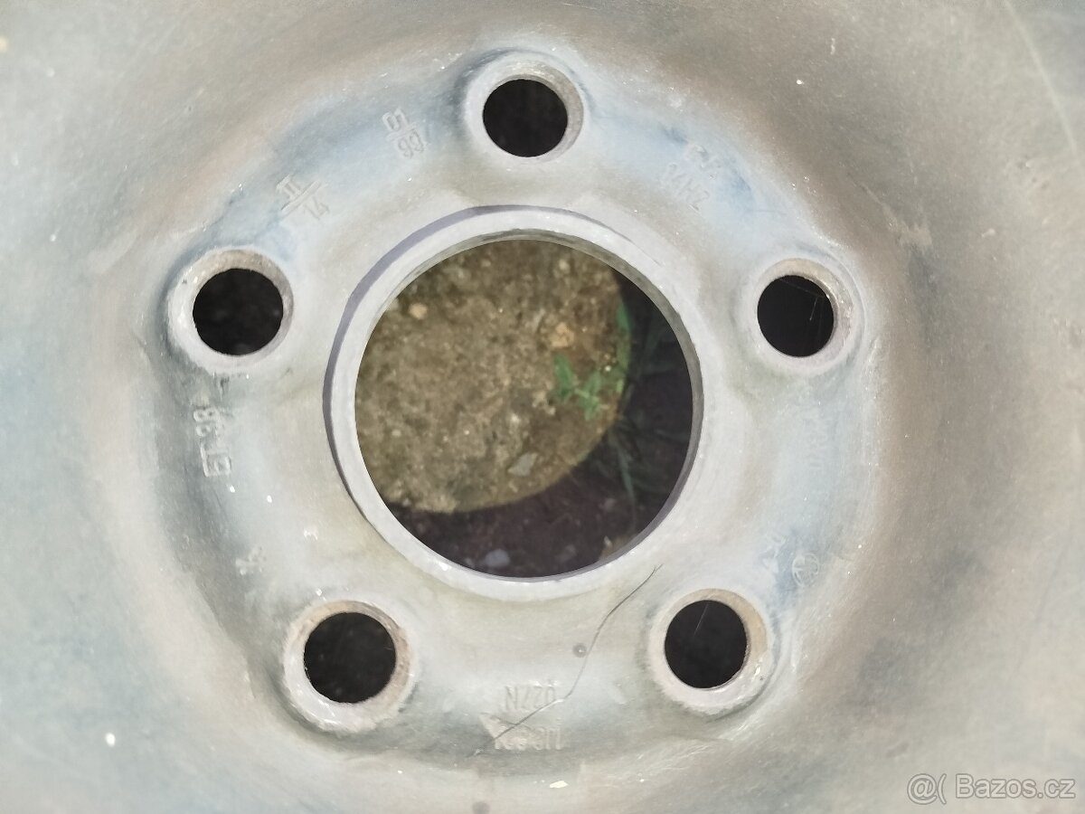 Letní/zimni pneu - 12