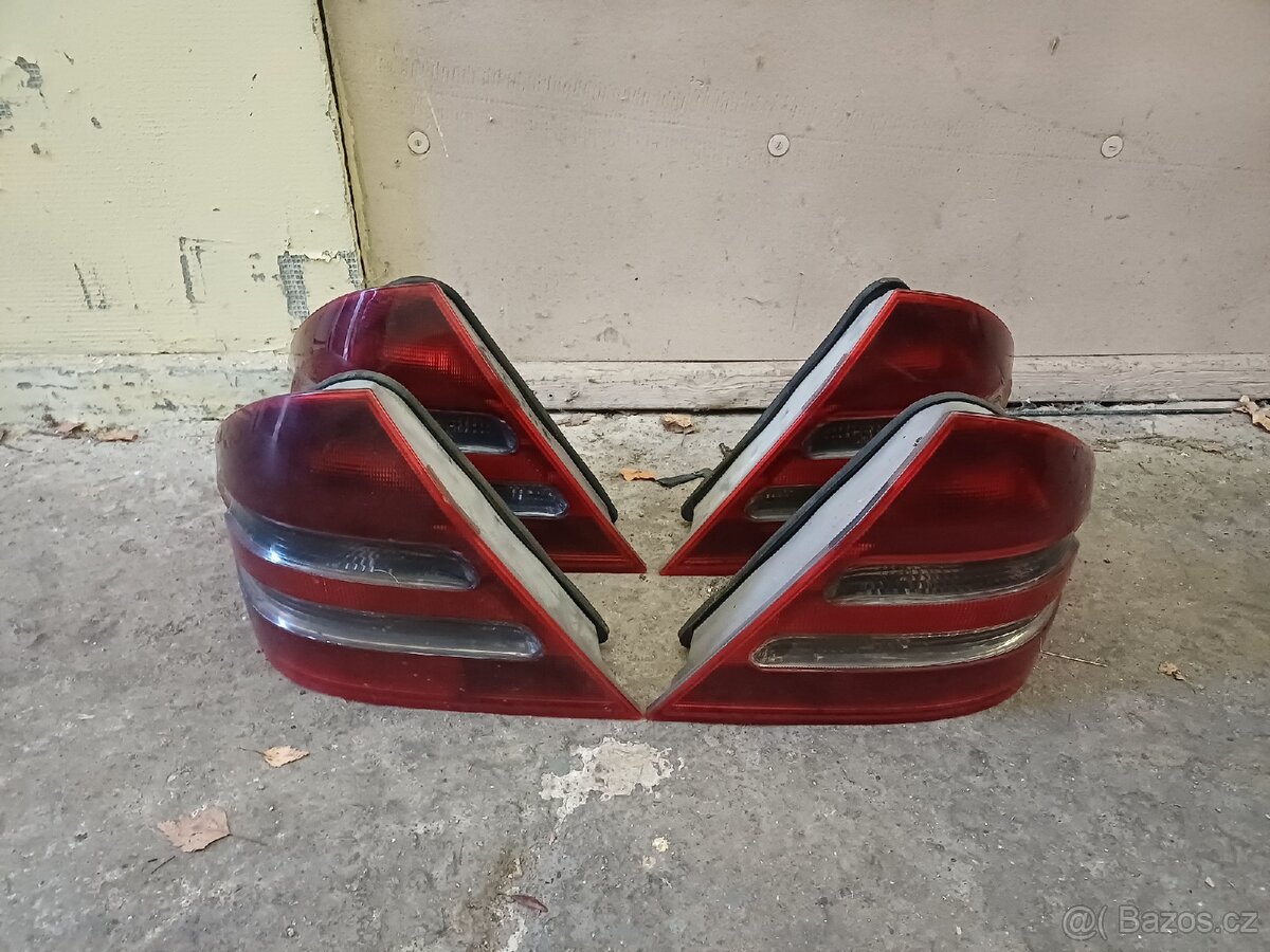 Mercedes w203 - díly - 12