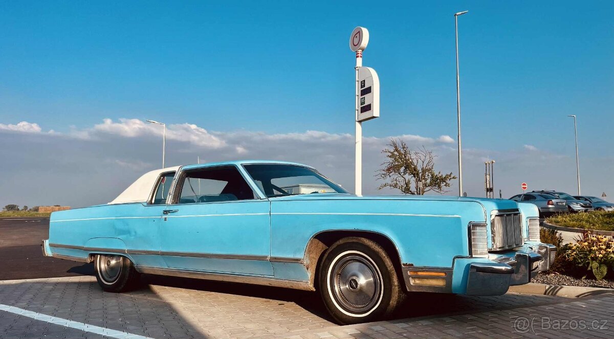 Lincoln continental coupe - 12