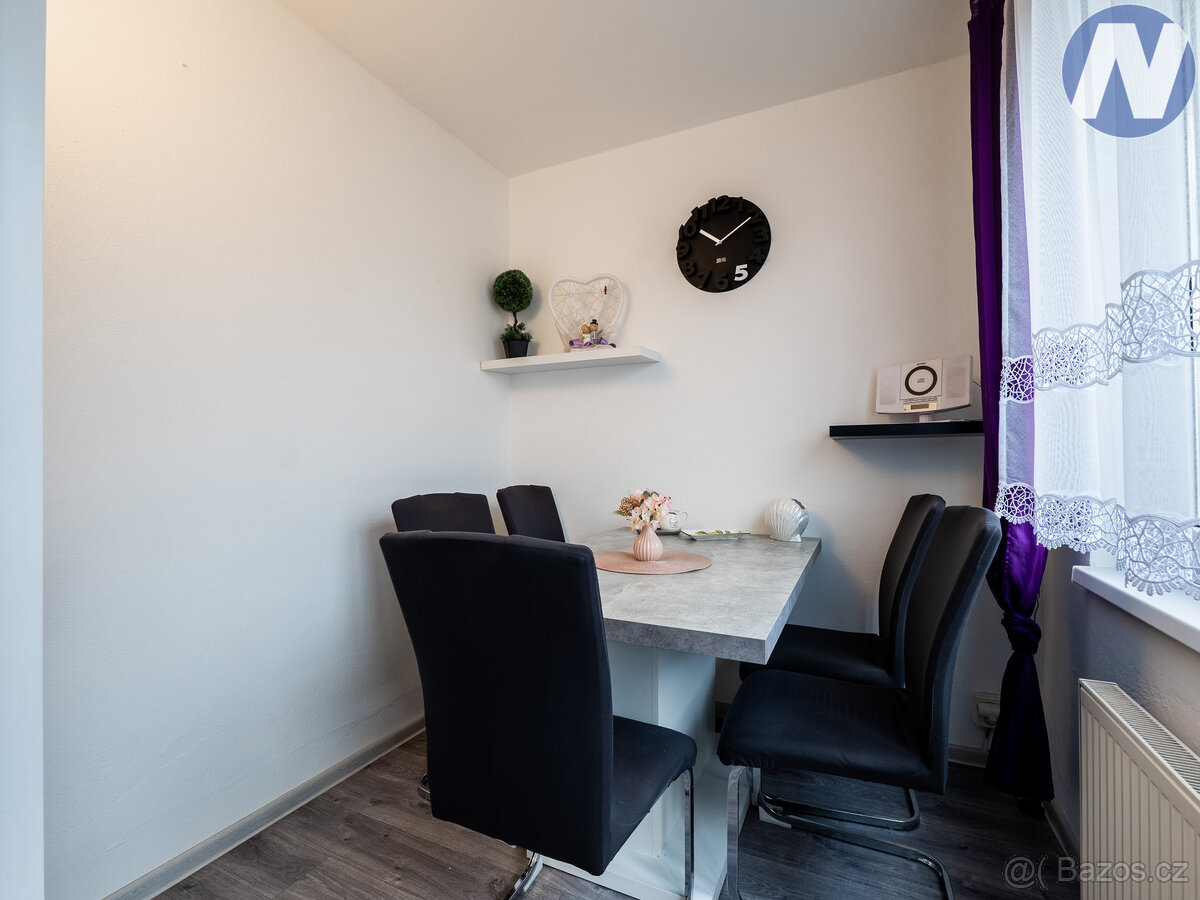 Byt 3+1 s balkonem, Prachatice - 12