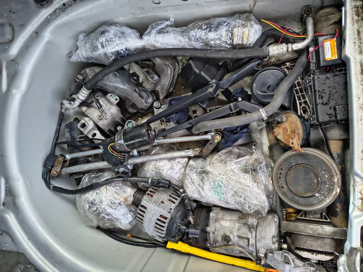 Nahradni dily Vw Bora variant ( Golf 4) - 12