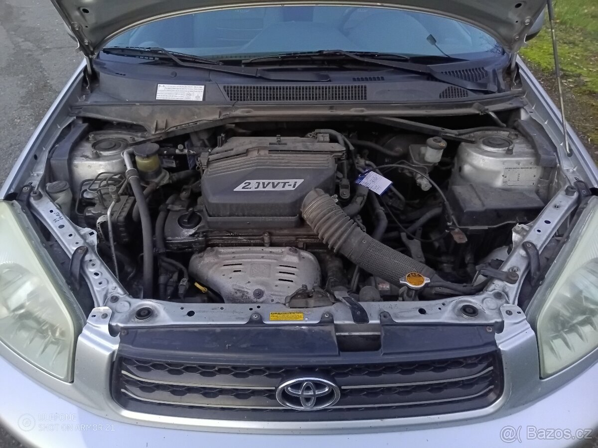 Toyota RAV4 - 2,0 110kw - benzín - 12
