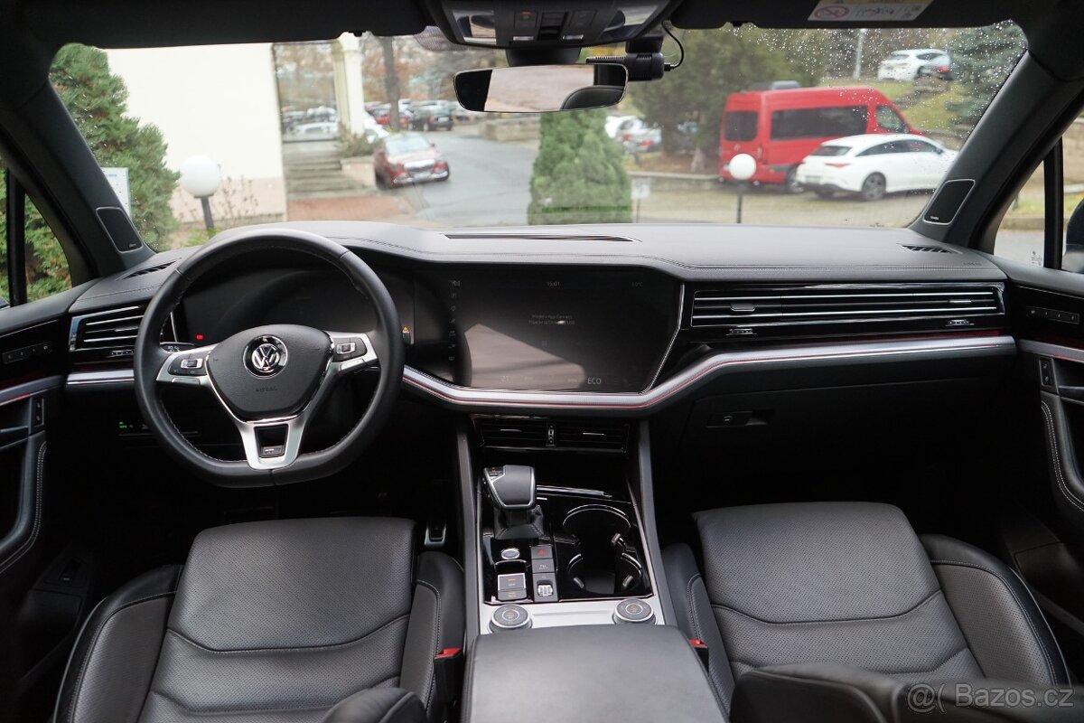Volkswagen Touareg, 210kW R-Line Masáže HUD Pano - 12
