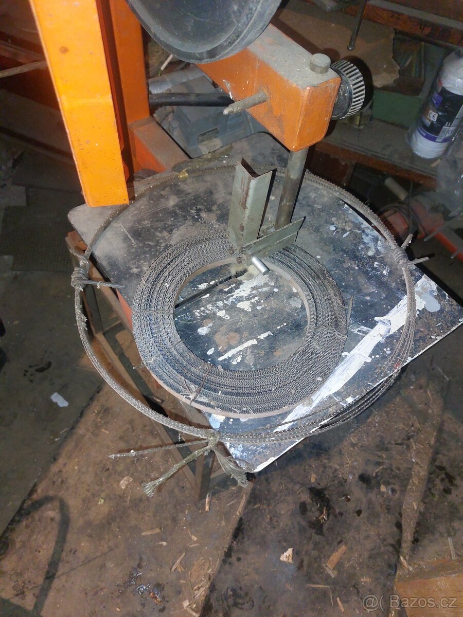 Pásová pila P320 - 12