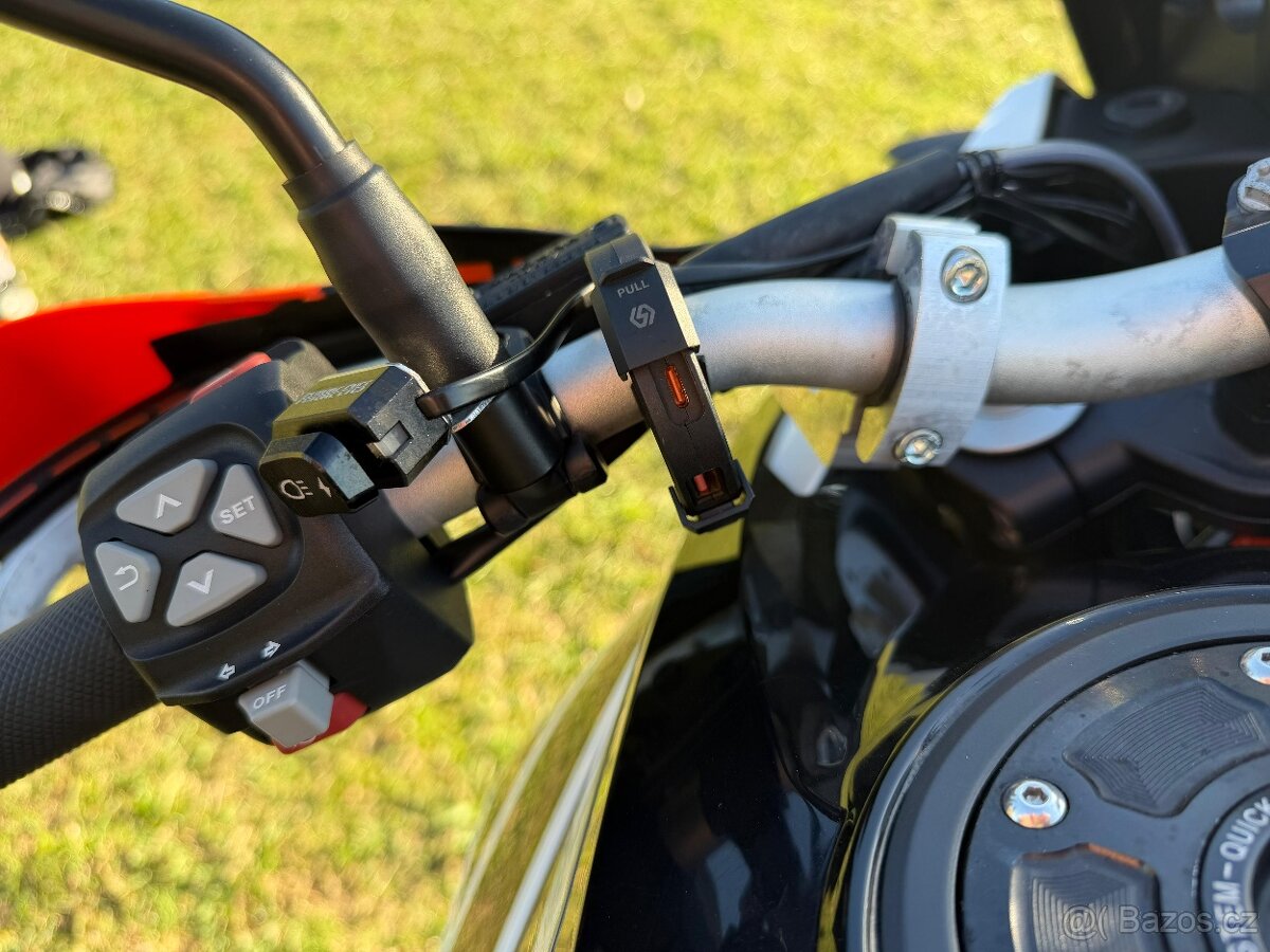 KTM Adventure 1090 R - 12