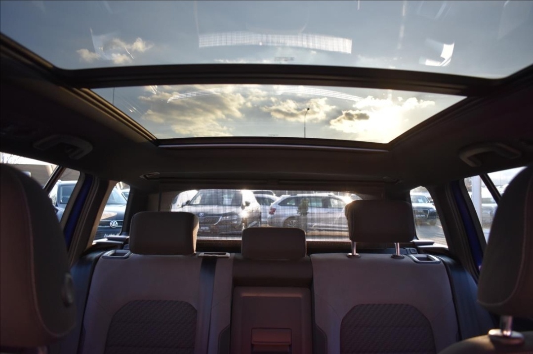 Volkswagen Golf 7.5 R-line - 12