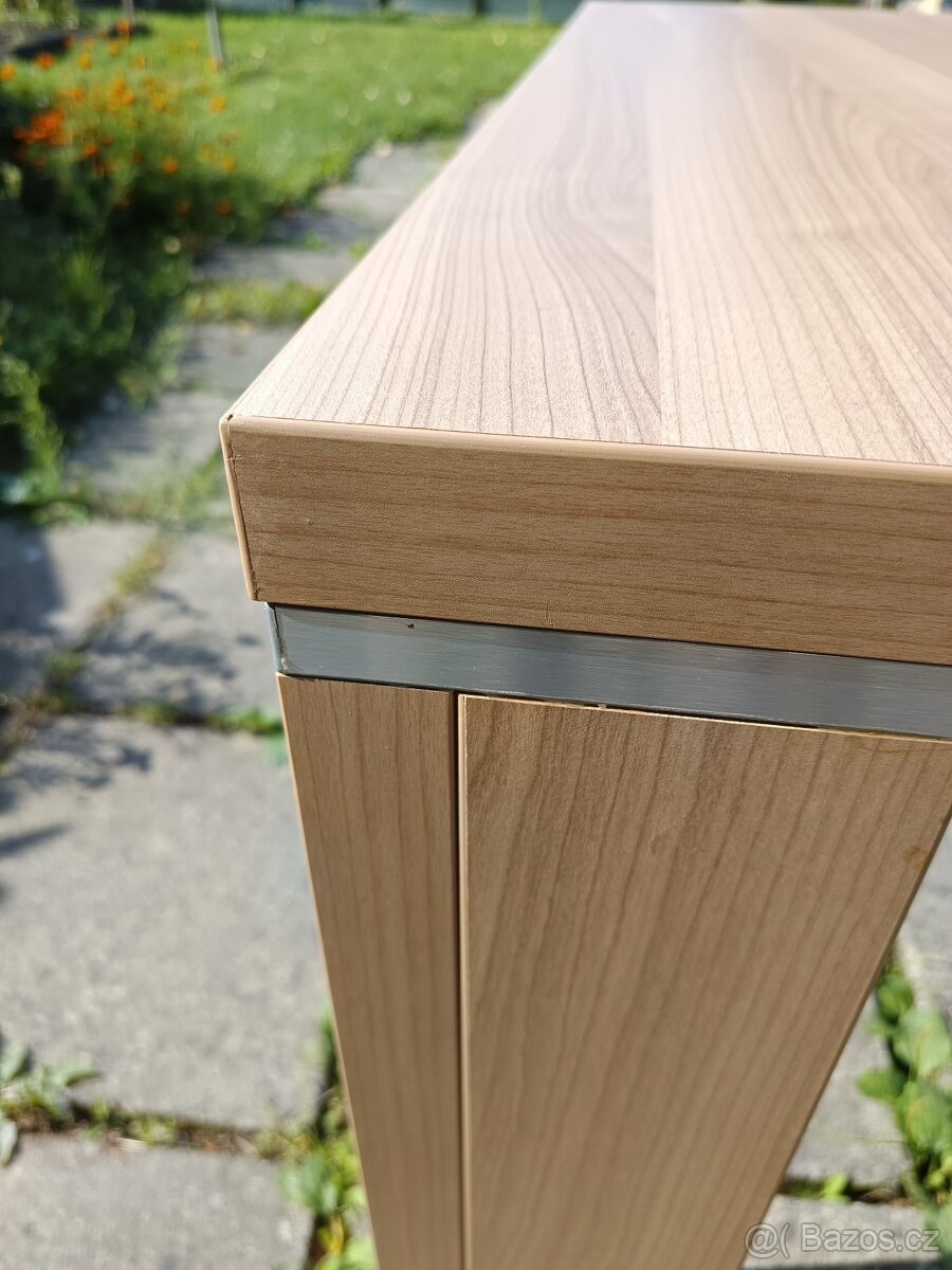 Kuchyňský stůl - 12