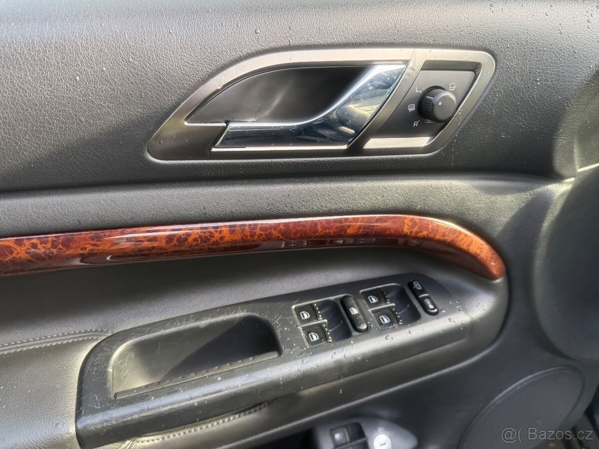 Škoda Superb 2.8 V6 EDICE 100 - náhradní díly - 12