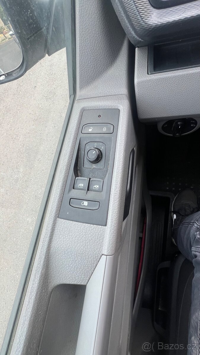 VW T6.1 2.0 TDI DSG - 12