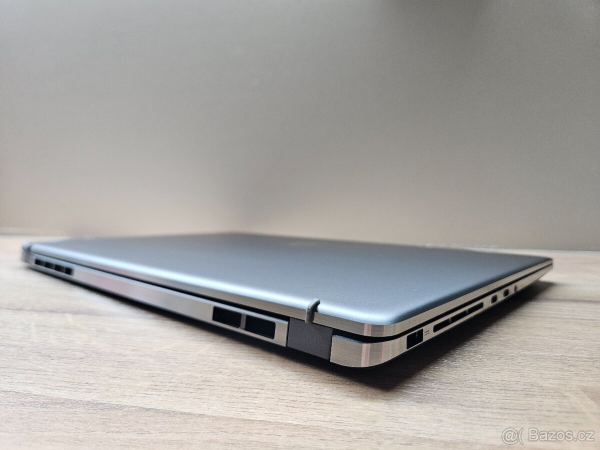 17" 165HZ DOTYKOVÝ_MSI CREATOR Z17HX_i9_64GB_RTX 4070 8GB - 12