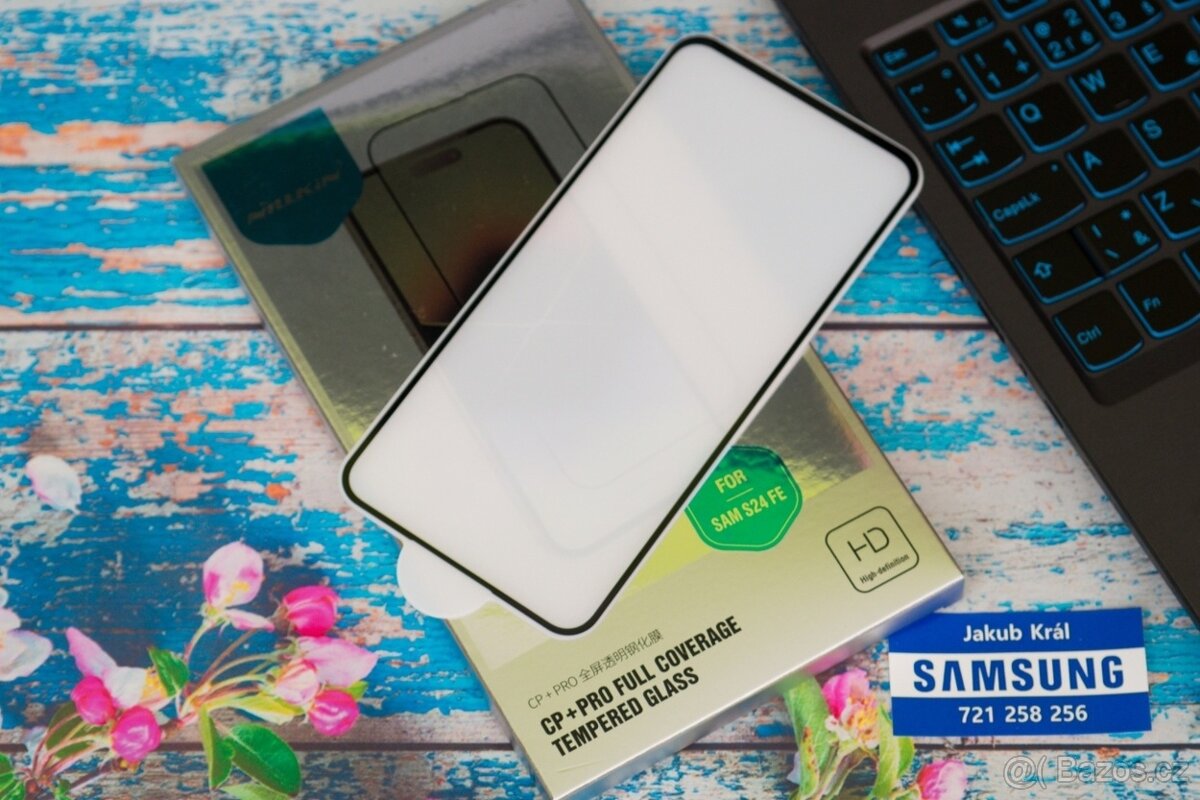 Tvrzené sklo Nillkin pro Samsung 250 Kč až 300 Kč - 12