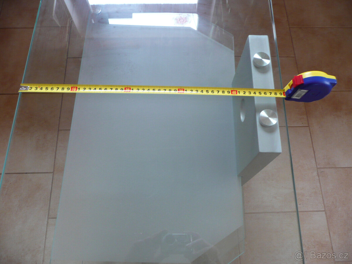 Nový televizní stolek - 12