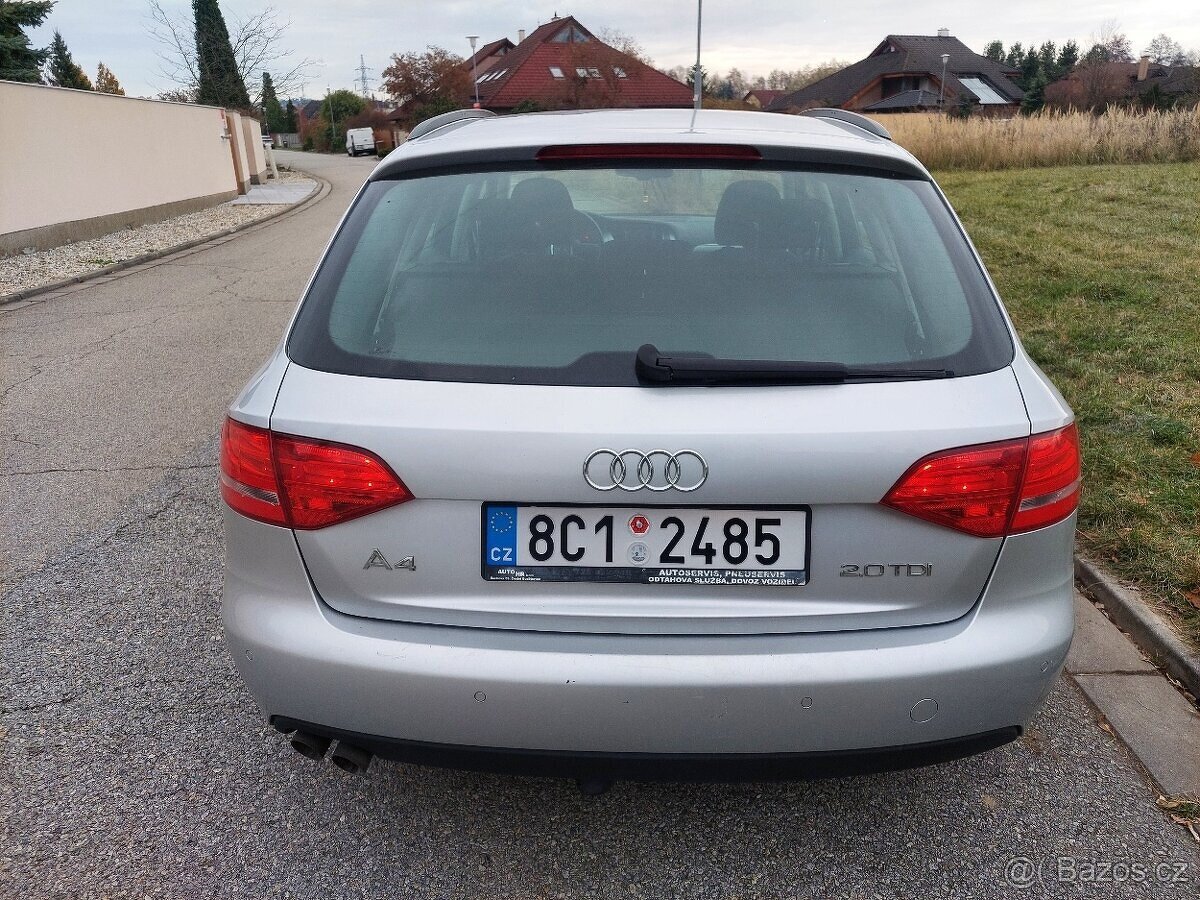 Audi A4 B8 2.0 TDI Avant m.2011 88kw - 12