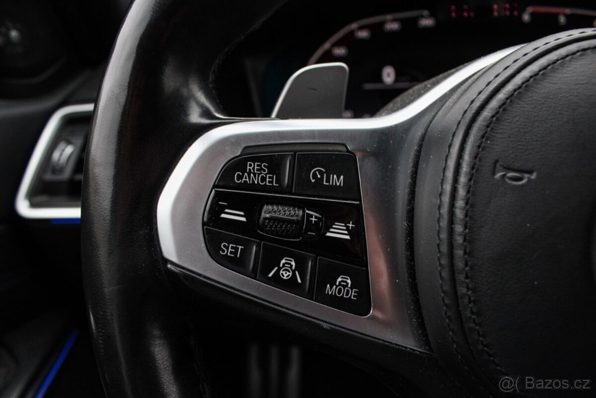 BMW Rad 3 320d xDrive A/T MPacket. AJ NA SPLÁTKY - 12