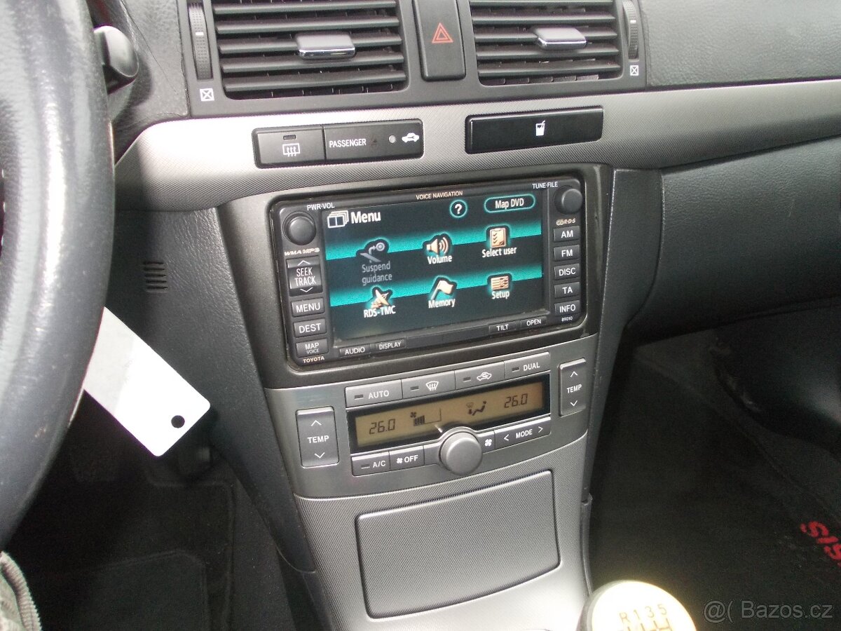 Toyota Avensis, 2.0 D-4D 93KW - 12