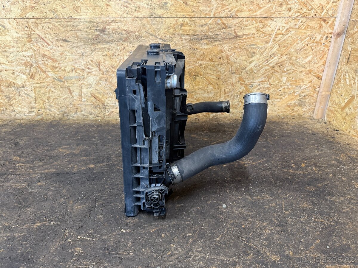 CHLADIČOVÁ STĚNA BMW F10/F11 2.0D 135KW 520D - 12