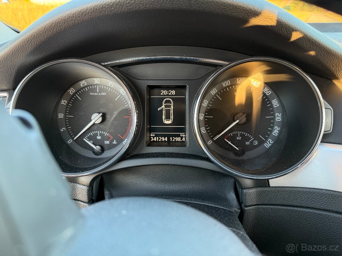 Škoda Superb Kombi II 2.0TDI 125KW - 12