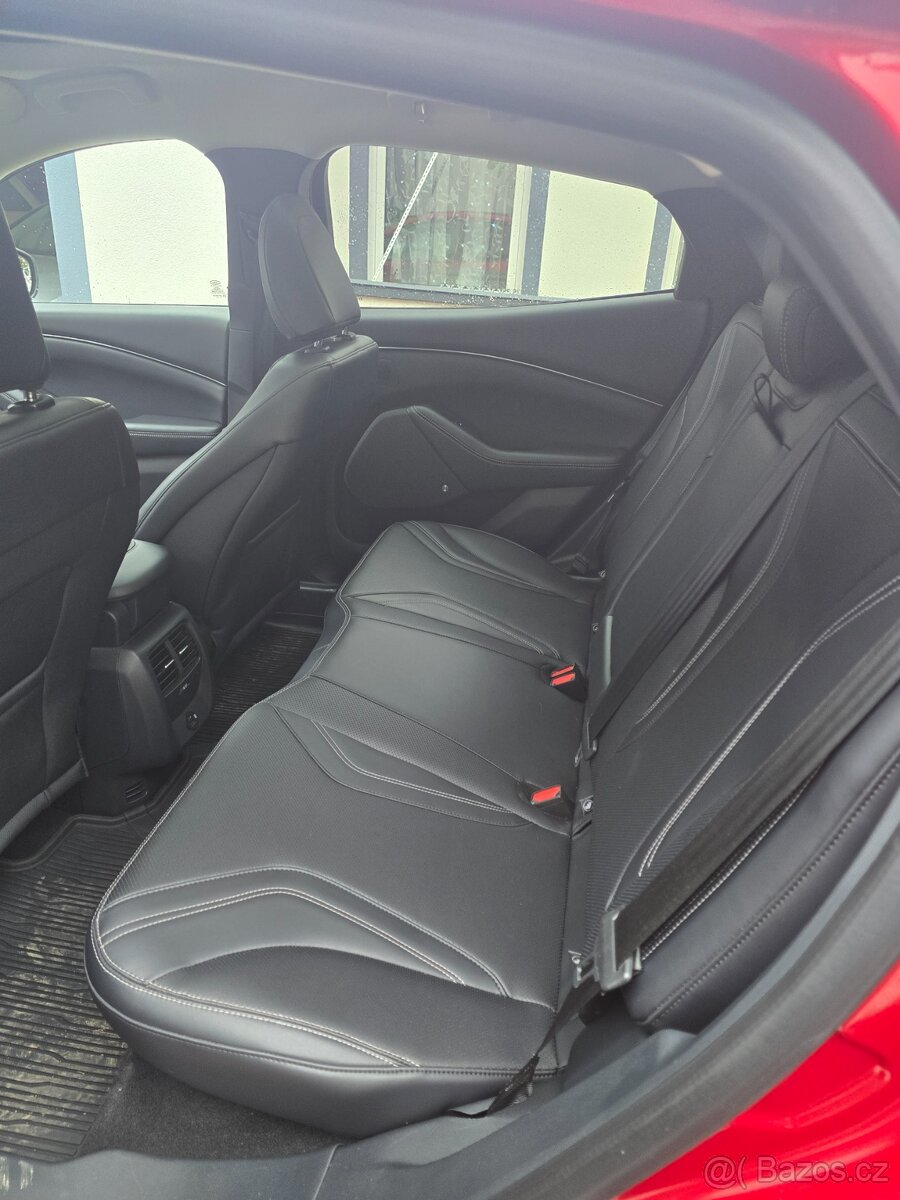 Ford Mustang Mach-E 91kWh - 12