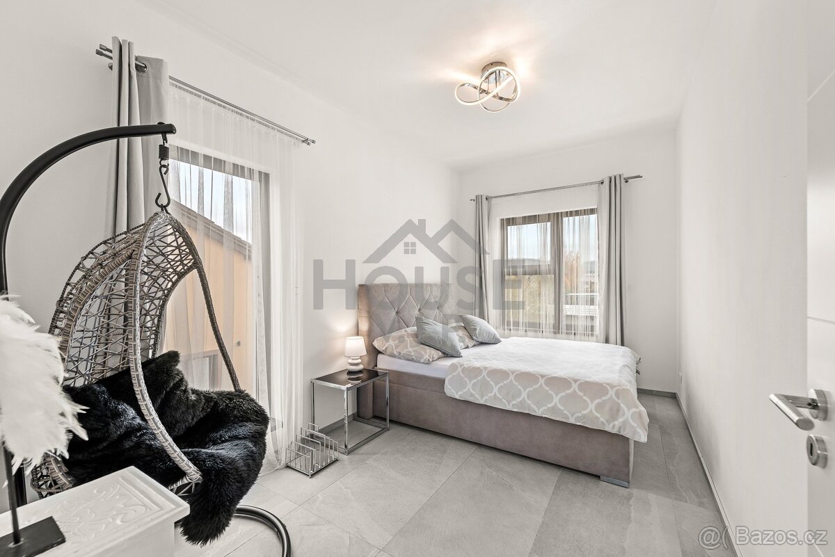 Pronájem rodinného domu 201 m², Králův Dvůr - Levín - 12