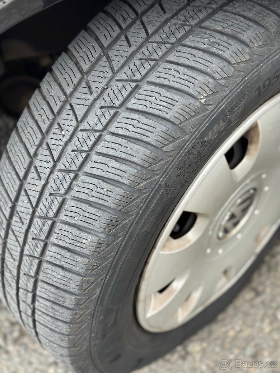 Volkswagen Golf IV 1.4 - 12