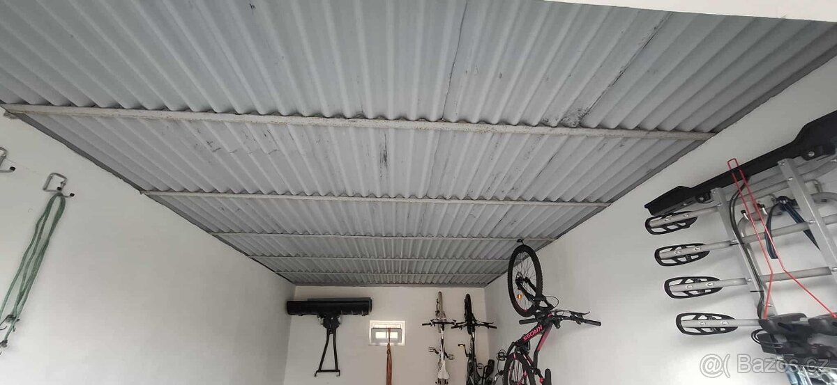 Prodám garáž - 12