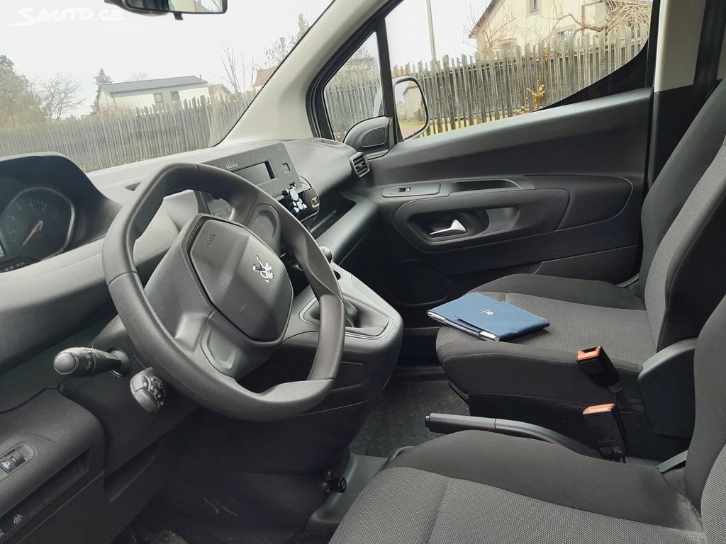 Peugeot Rifter, 1,2 PureTech Active , 5 míst, záruka - 12