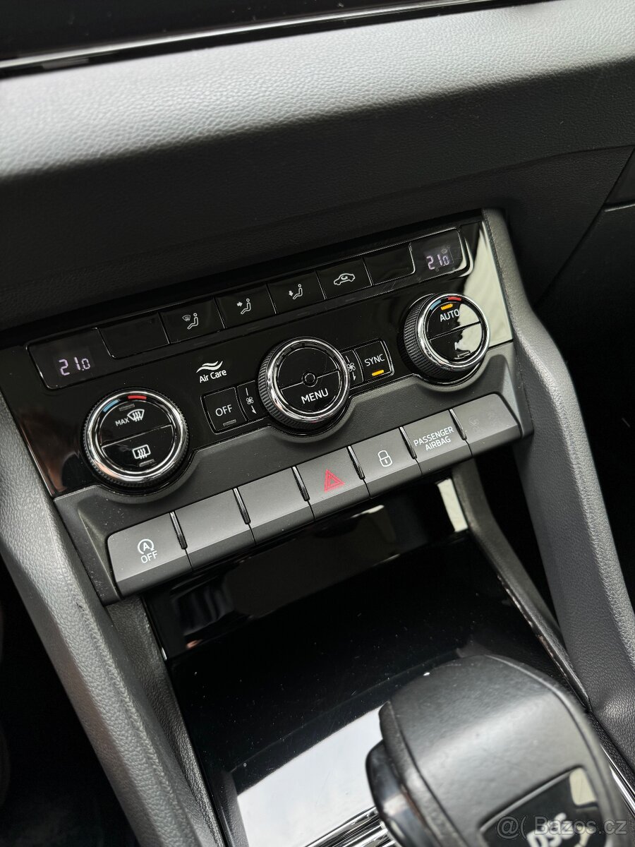 ŠKODA KAROQ 85 KW 2022 186TKM DSG - 12