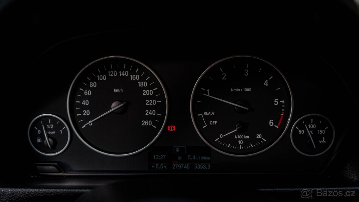 BMW Rad 3 318d e90 - 12