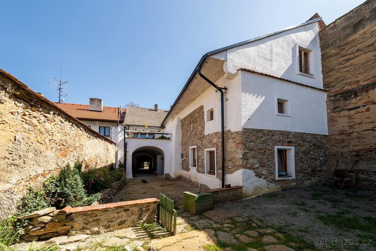 Prodej stylového rodinného domu Chvalšiny, okr.Č.Krumlov - 12