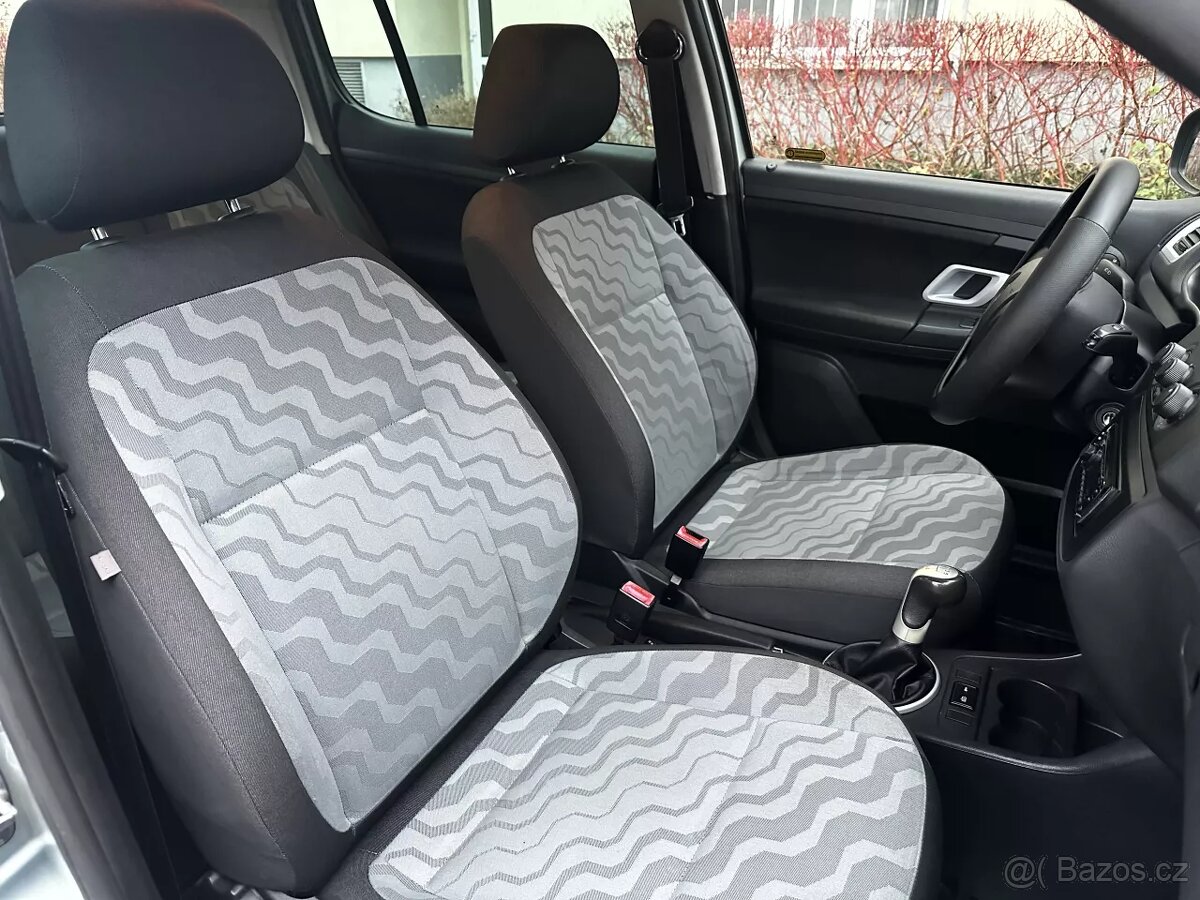 Škoda Fabia II 1.2 12V 44kW Klima ALU R16 1. majitel 2009 - 12