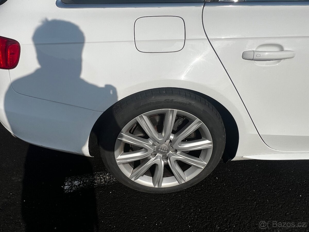 Audi S4 B8 3.0 TFSI Avant – 245 kW – 2009 – Bílá – 234 000 k - 12