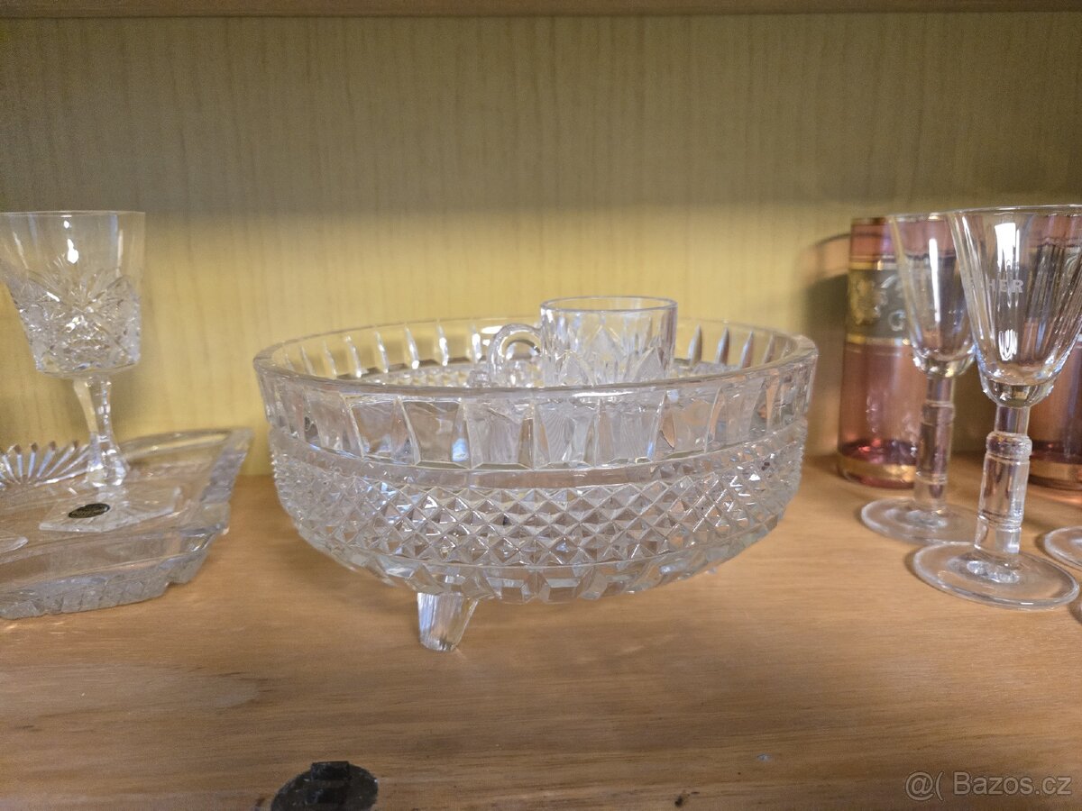 Starožitnosti z obýváku - 12