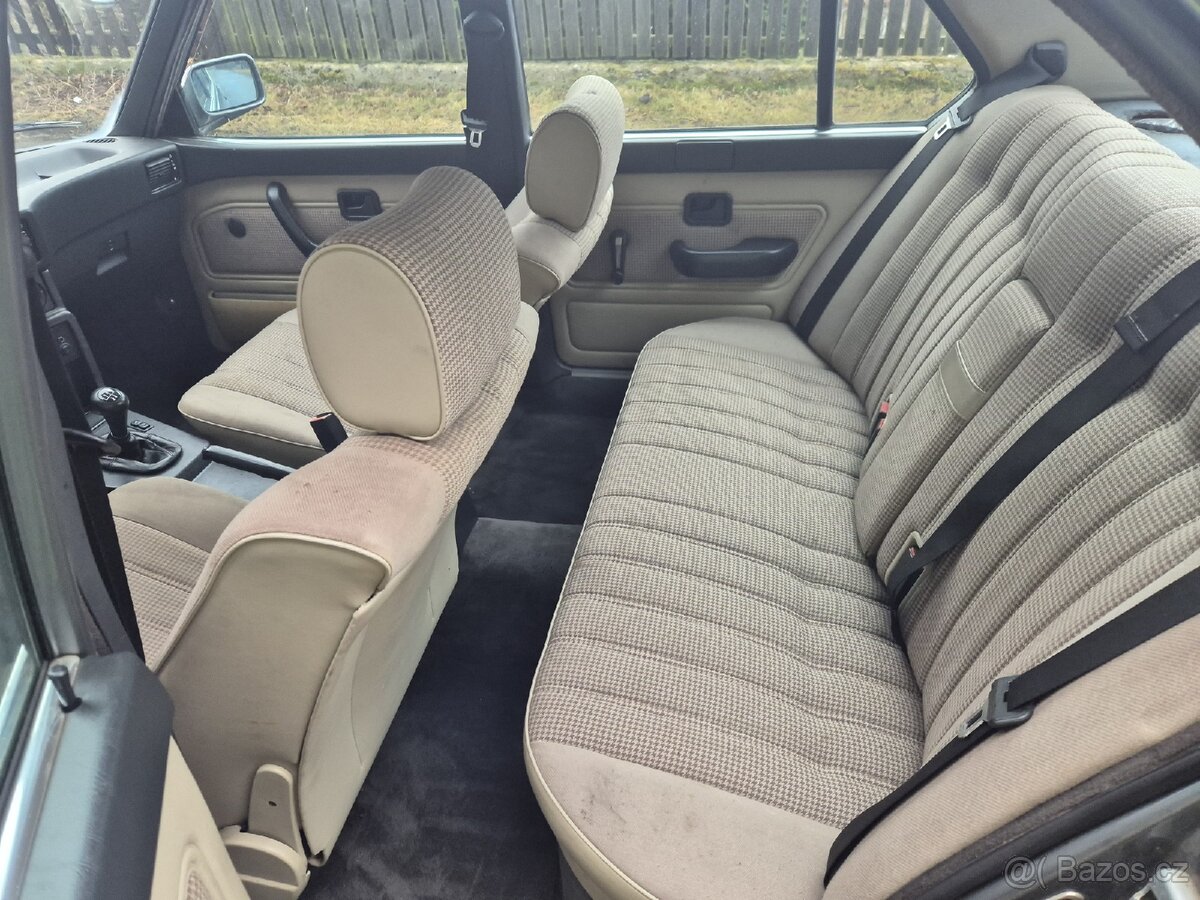 BMW e28 524 TD 1984, dovoz Německo - 12