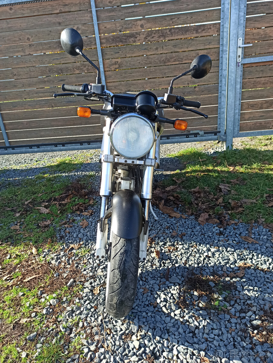 Ducati Monster 600 R.V.1999 - 12