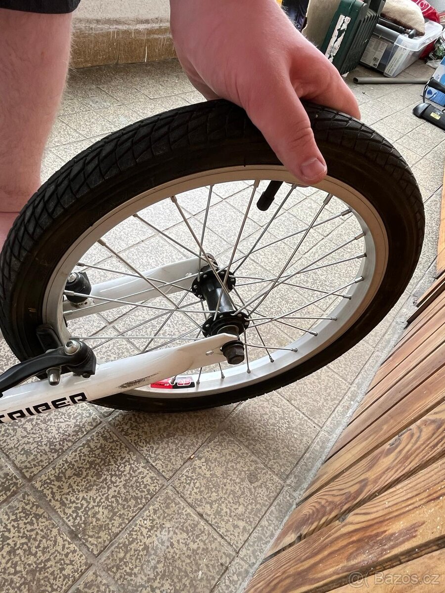 Koloběžka Wilcox TRIPER - 12