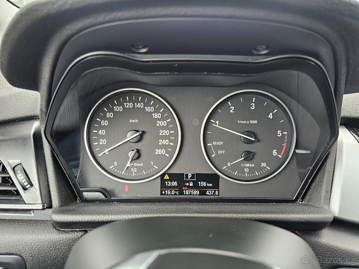 BMW 220D 140kW 2017 ACTIVE TOURER,VÝHŘEVY,SENZORY,TEMPOMAT - 12