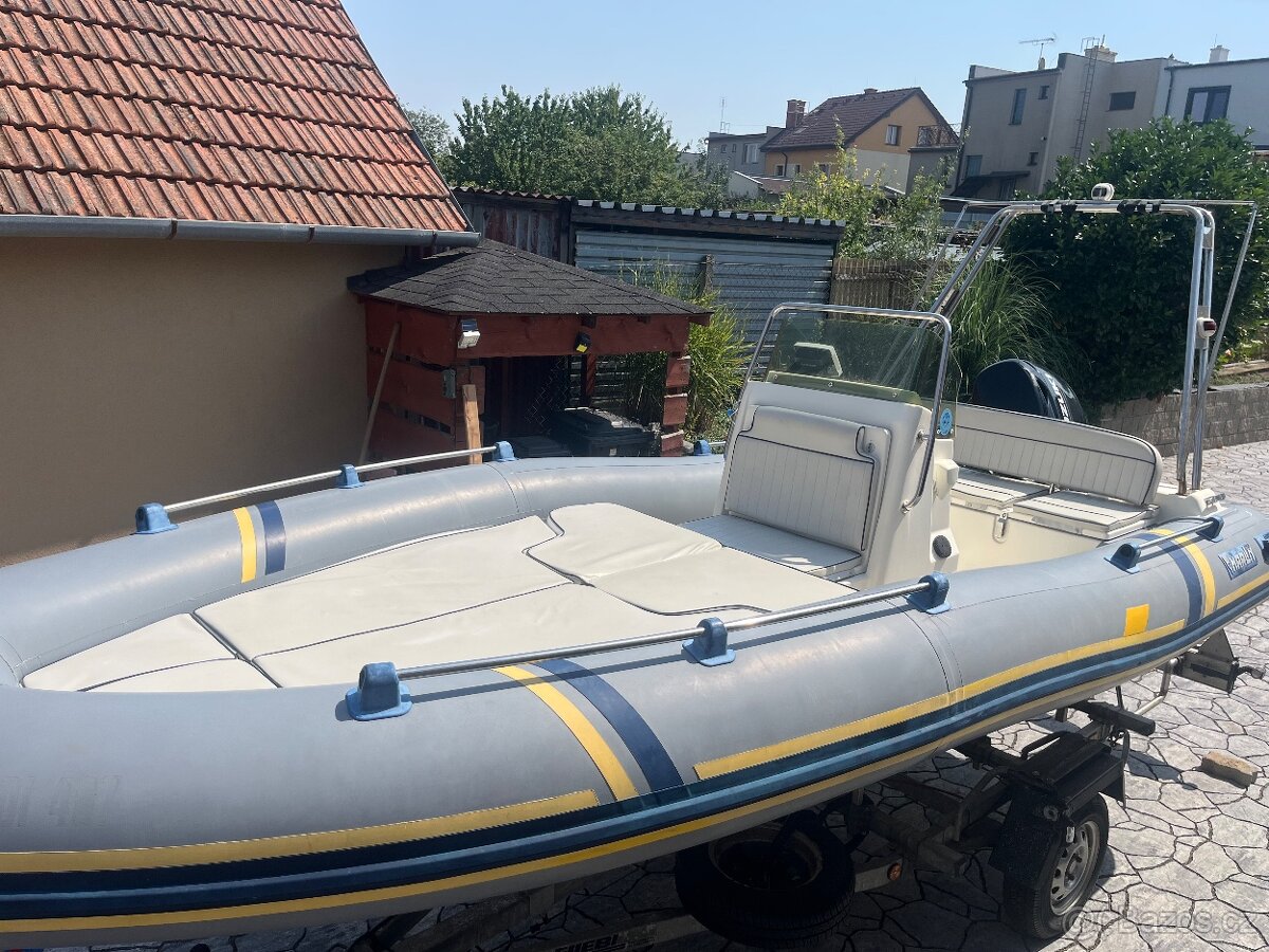 Člun Marlin 16 - 12