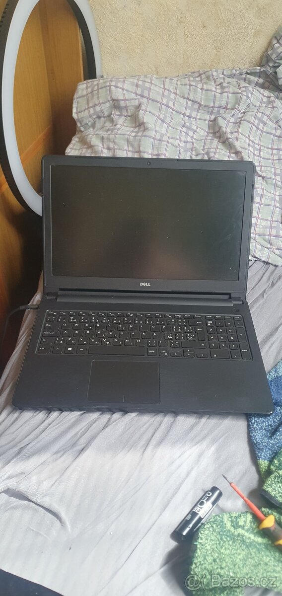 Dell Vostro 3559 - 12