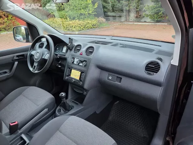 VW Caddy Maxi 2.0TDI 103kW, 2012, tažné, navi - 12