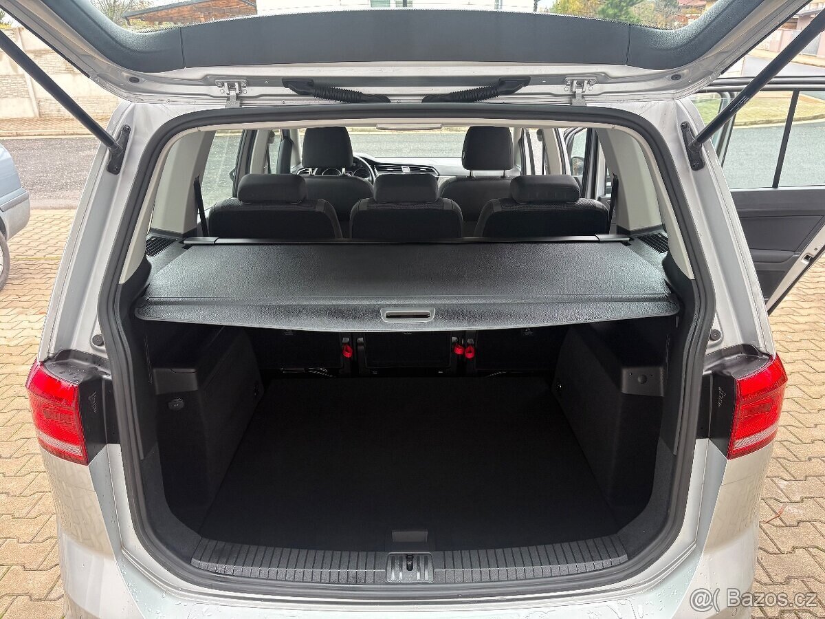 VW TOURAN 2.0TDI R.2023 134000KM 2x kola TOP STAV - 12