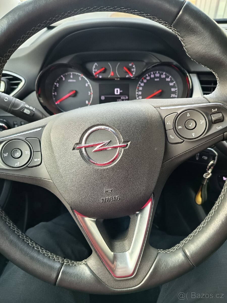 Opel Crossland - 12