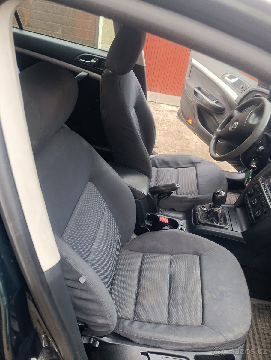 Octavia 2 / 1.9 TDI 77KW - 12