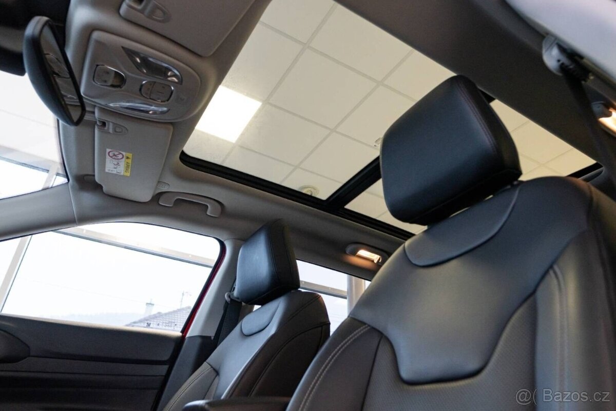 Jeep Compass 1.5 e-Hybrid Summit A/T - 12