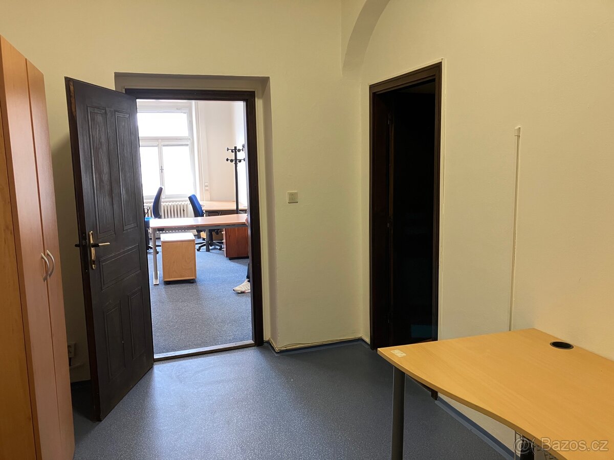 Pronájem kanceláří nebo odprodej zařízení - 12