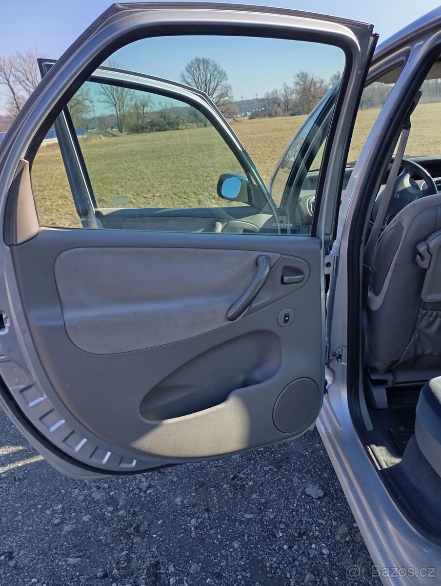 Citroën Xsara Picasso - 12