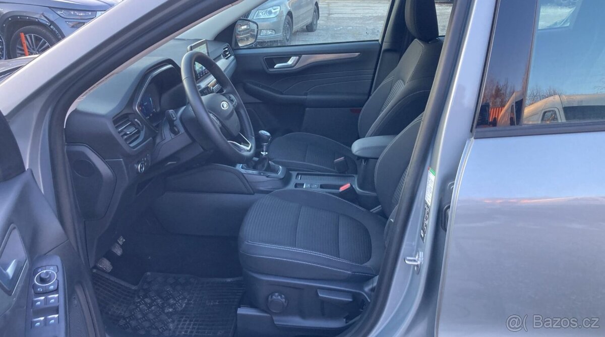 Ford Kuga - 12