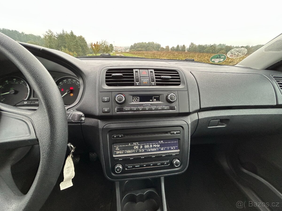 Prodám Škoda Fabia II 1.2 tsi FRESH - 12