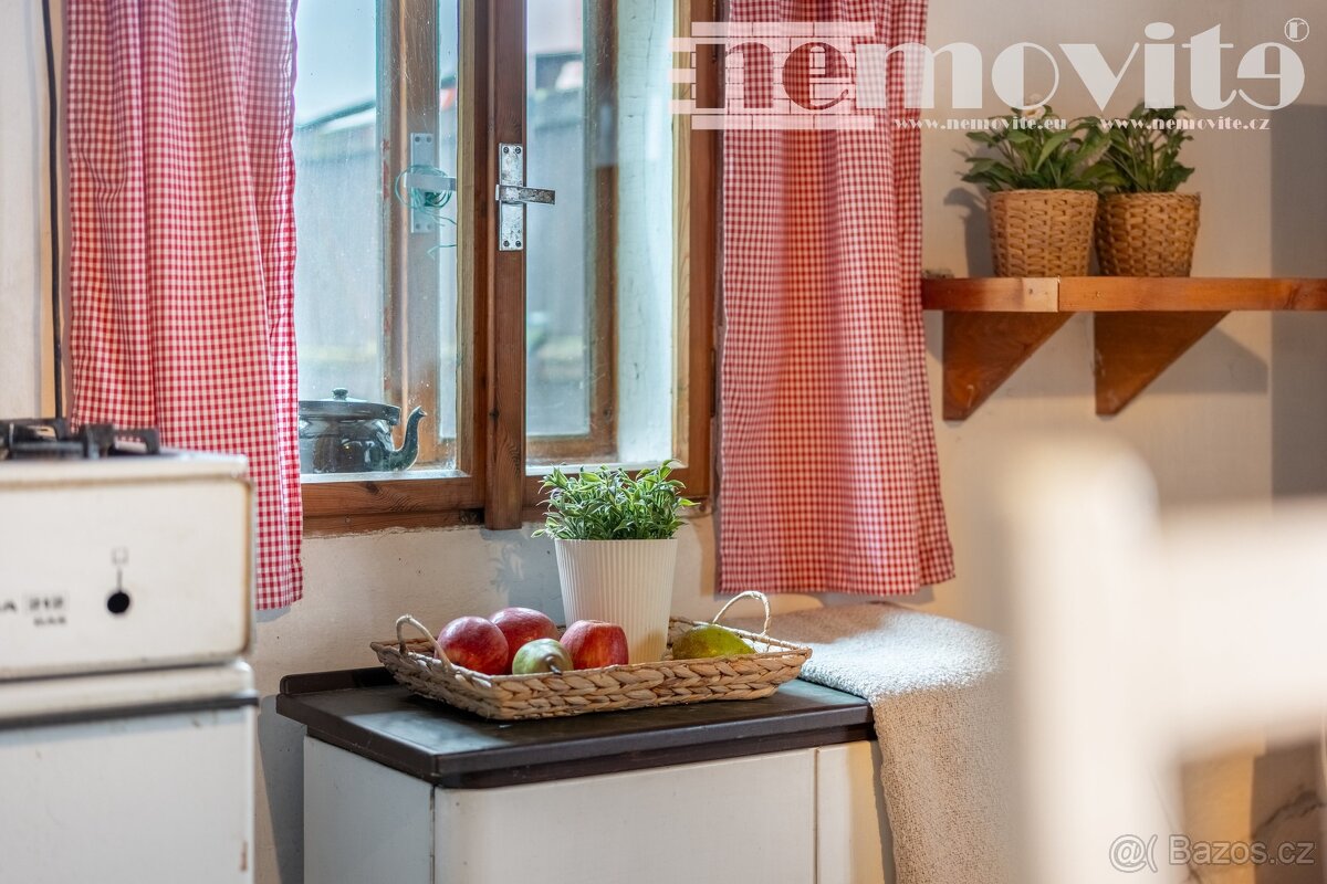 Prodej rodinného domu 97 m2, na pozemku 894 m2 Žehušice - 12